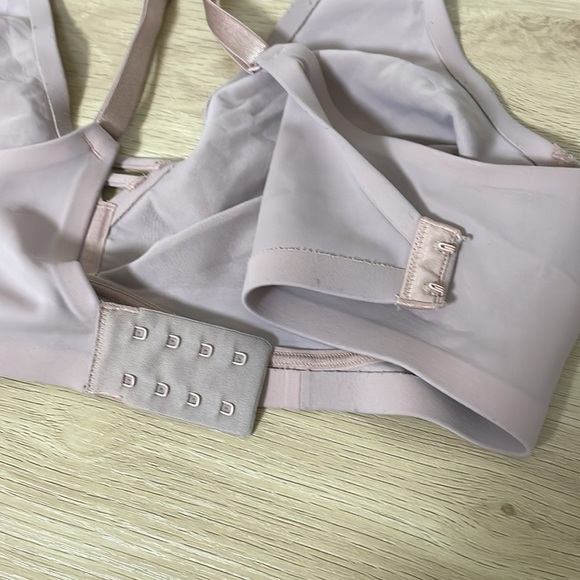 Soma Wireless Beige Bra Size 38C - Picture 5 of 6